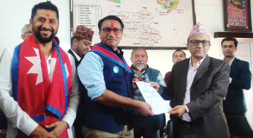 स्वर्णिम वाग्लेले तनहुँ–१ मा गरे उम्मेदवारी दर्ता